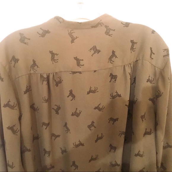 Blouse - Picture 2 of 3